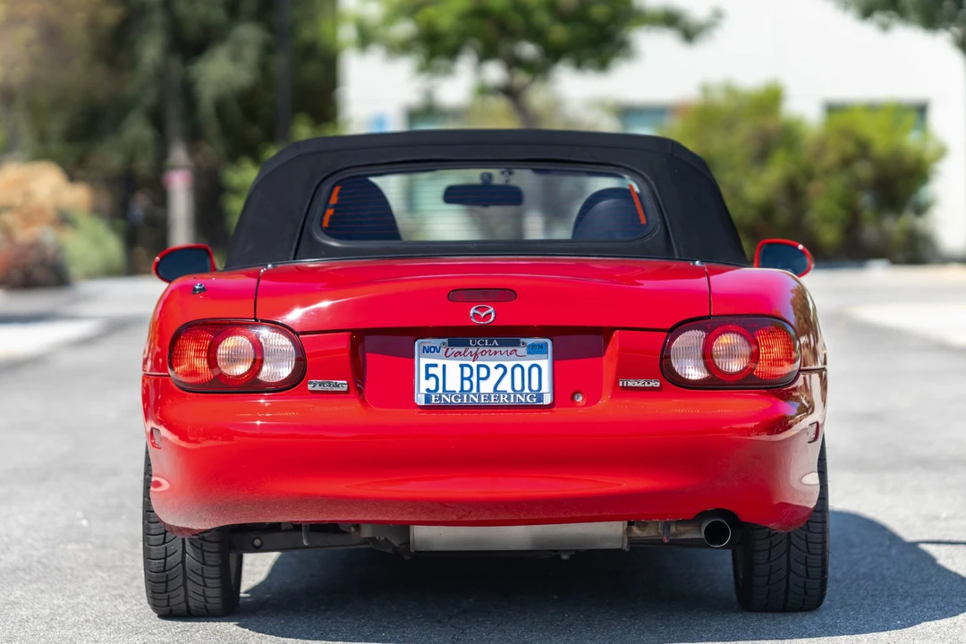2004 Mazda NB MX-5 Miata - Image 15 of 31