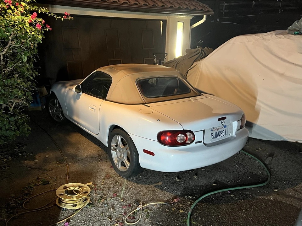 2004 Mazda NB MX-5 Miata - Image 2 of 5
