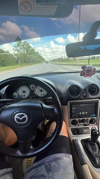 2004 Mazda NB MX-5 Miata - Image 2 of 5