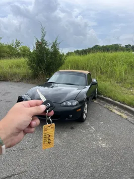 2004 Mazda MX-5 Miata BASE