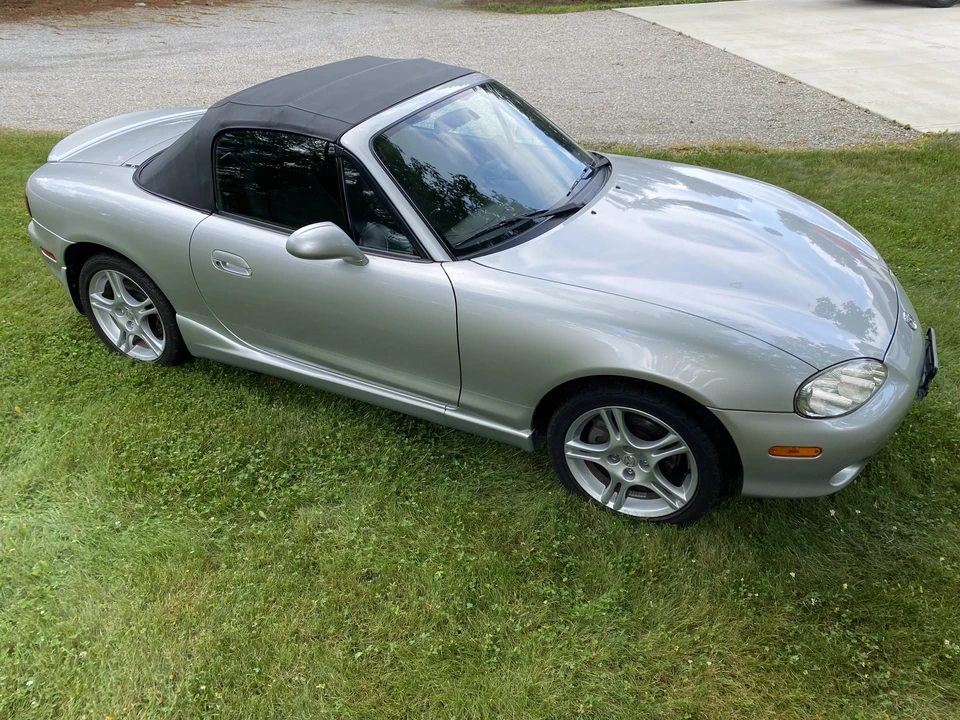 2004 Mazda NB MX-5 Miata - Image 5 of 8