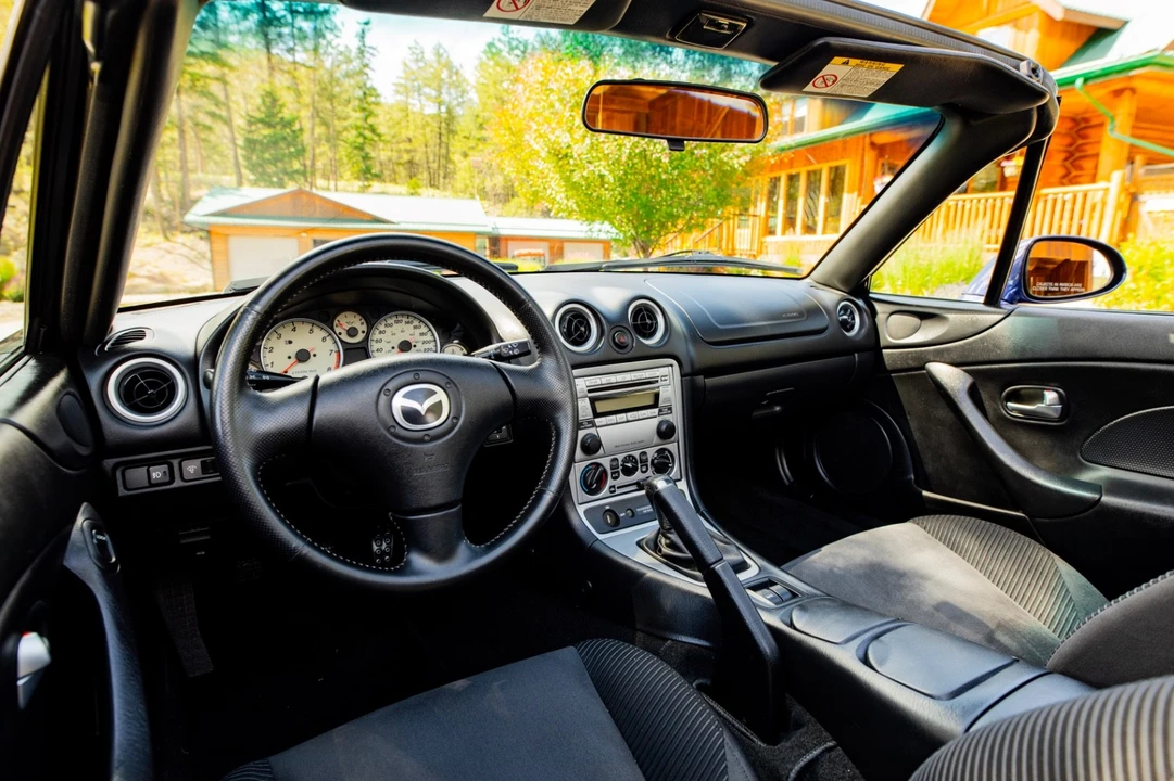 2004 Mazda NB MX-5 Miata - Image 10 of 23