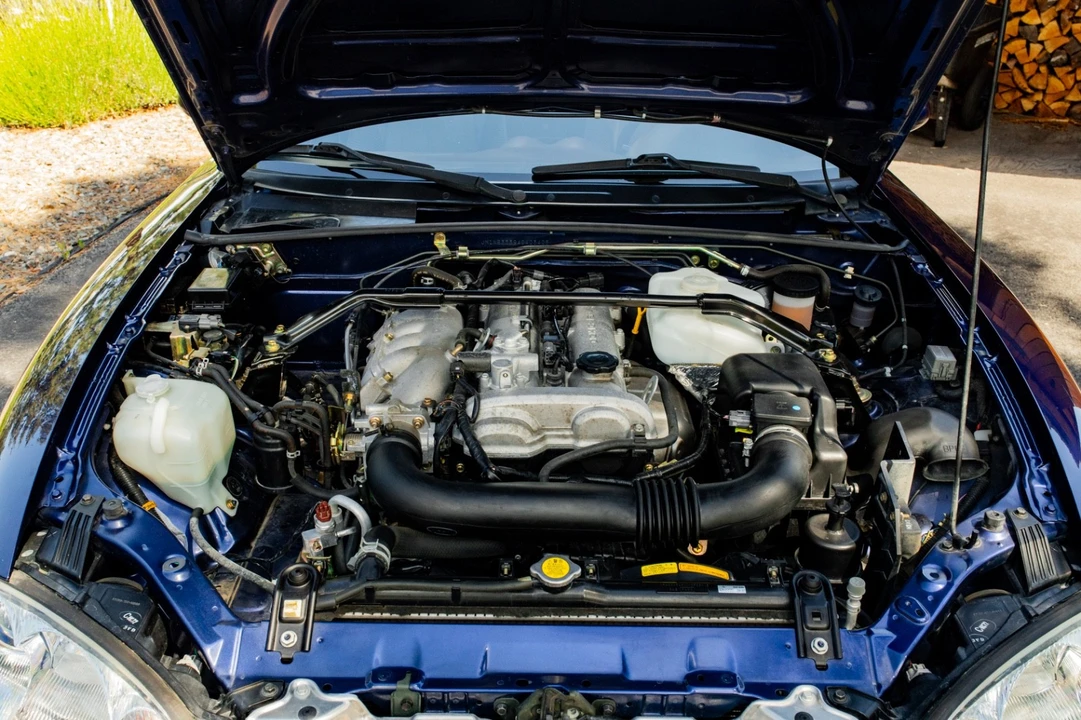 2004 Mazda NB MX-5 Miata - Image 19 of 23