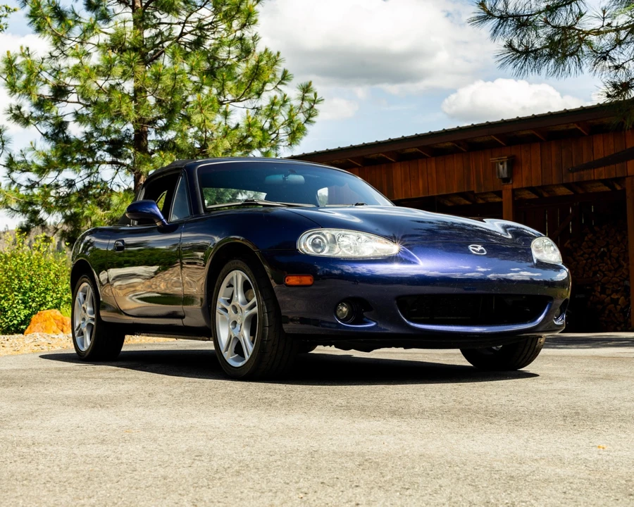 2004 Mazda NB MX-5 Miata - Image 2 of 23