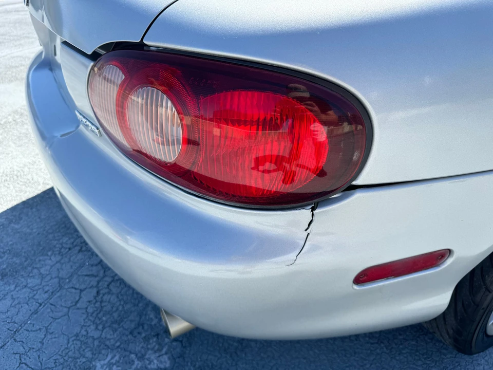 2004 Mazda NB MX-5 Miata - Image 28 of 31