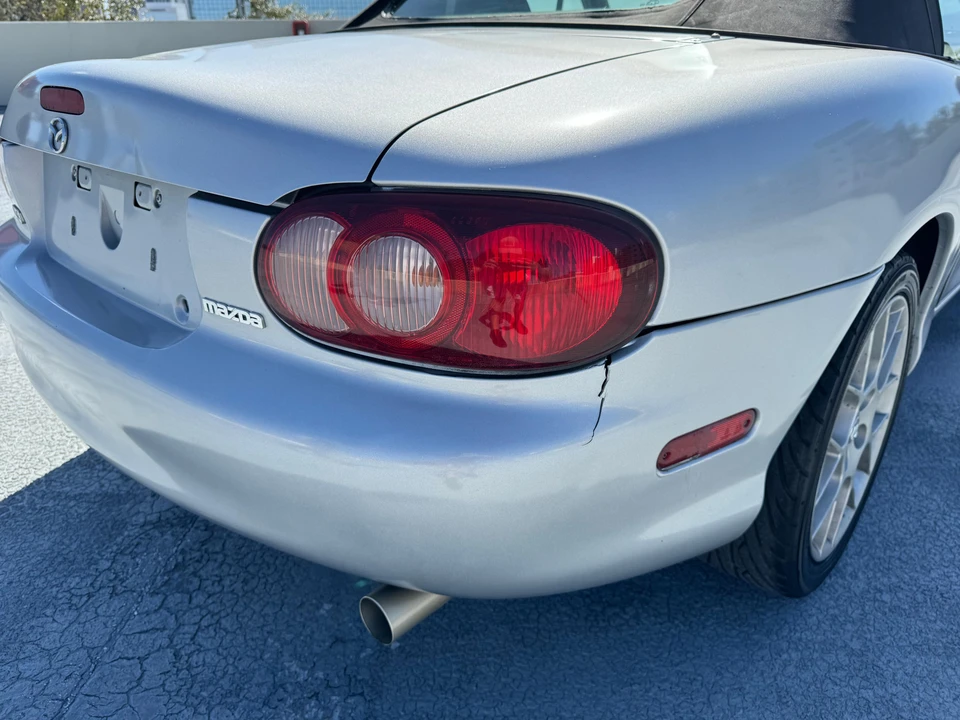 2004 Mazda NB MX-5 Miata - Image 27 of 31