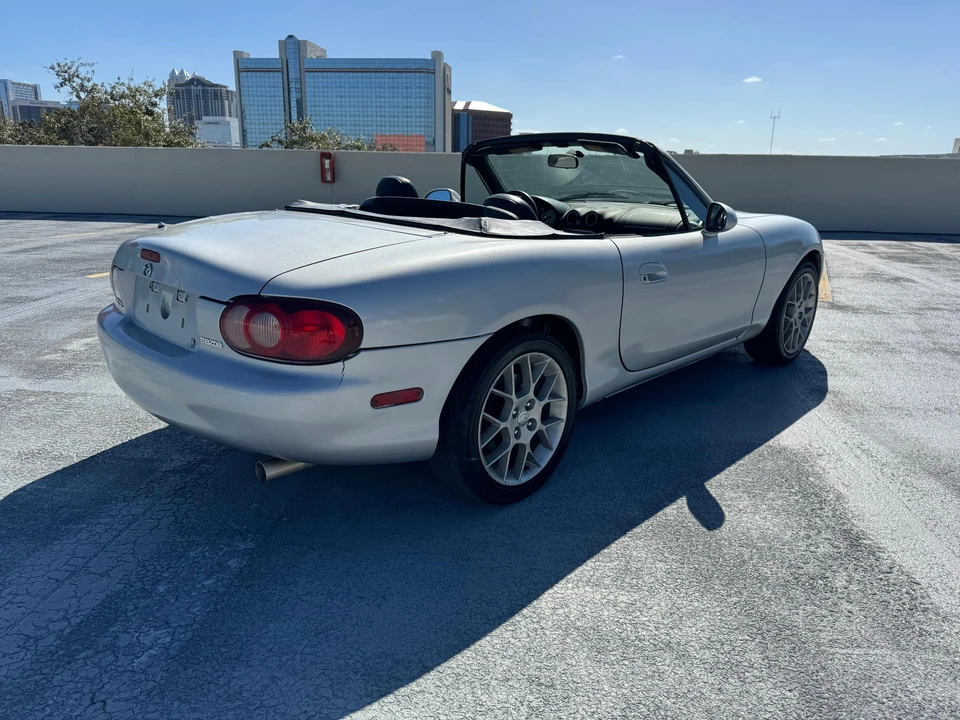 2004 Mazda NB MX-5 Miata - Image 8 of 31