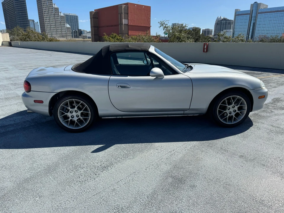 2004 Mazda NB MX-5 Miata - Image 18 of 31