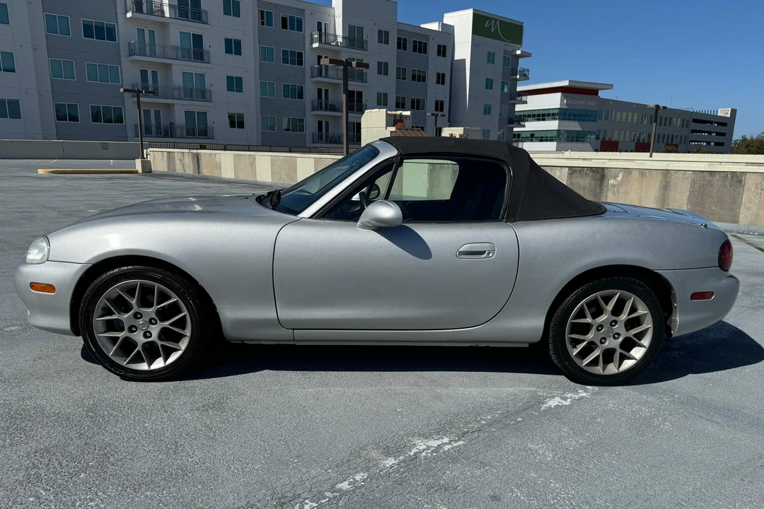 2004 Mazda NB MX-5 Miata - Image 3 of 31