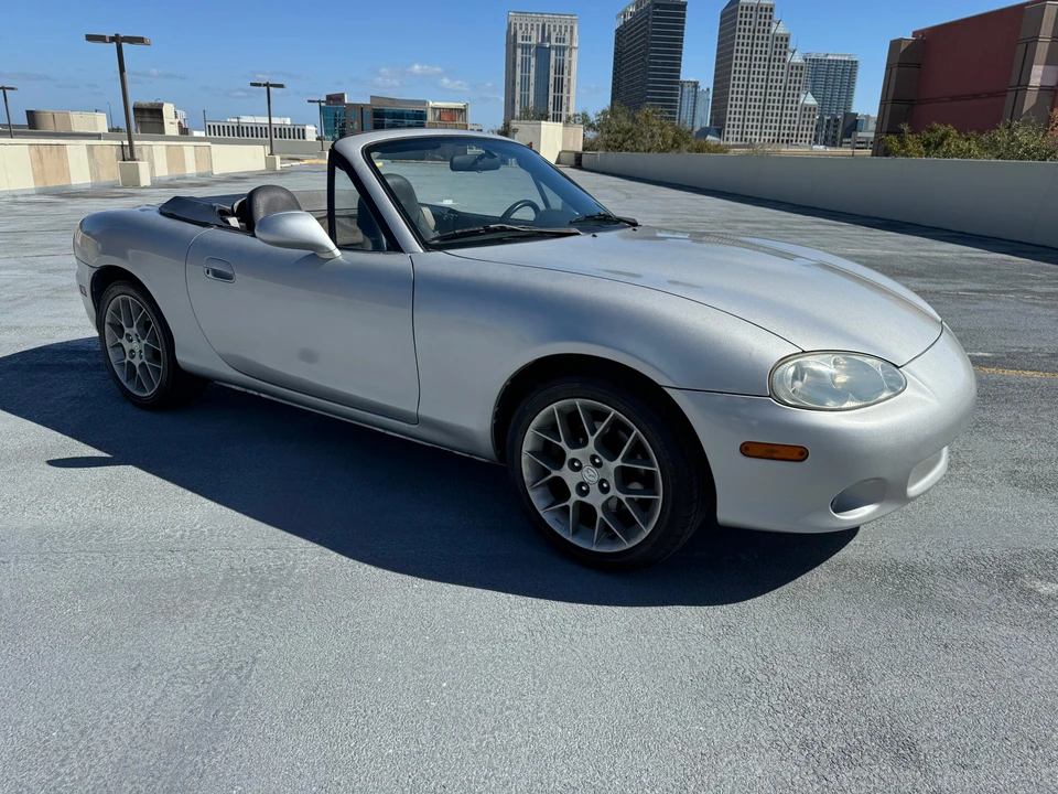 2004 Mazda NB MX-5 Miata - Image 9 of 31