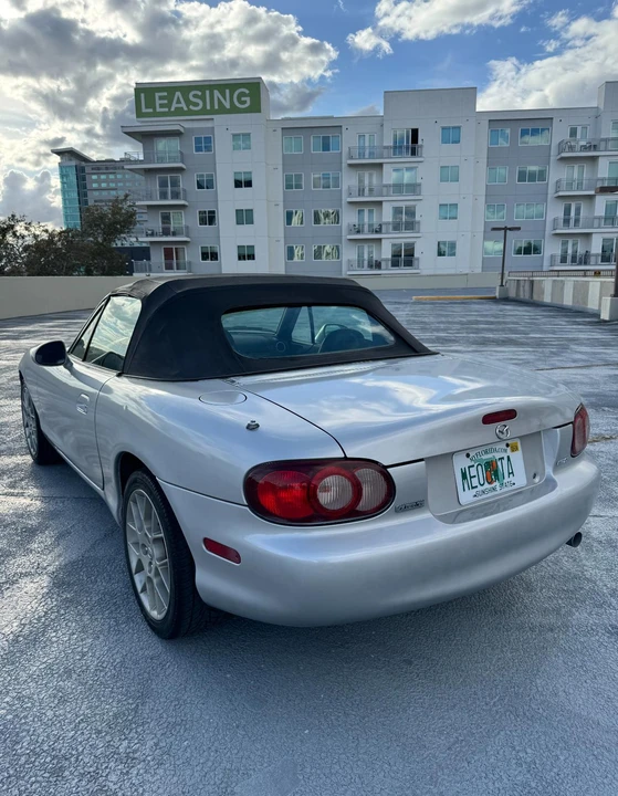 2004 Mazda NB MX-5 Miata - Image 15 of 31