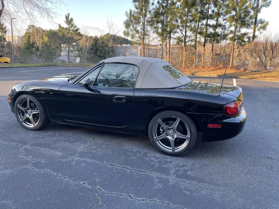2004 Mazda NB MX-5 Miata - Image 27 of 31