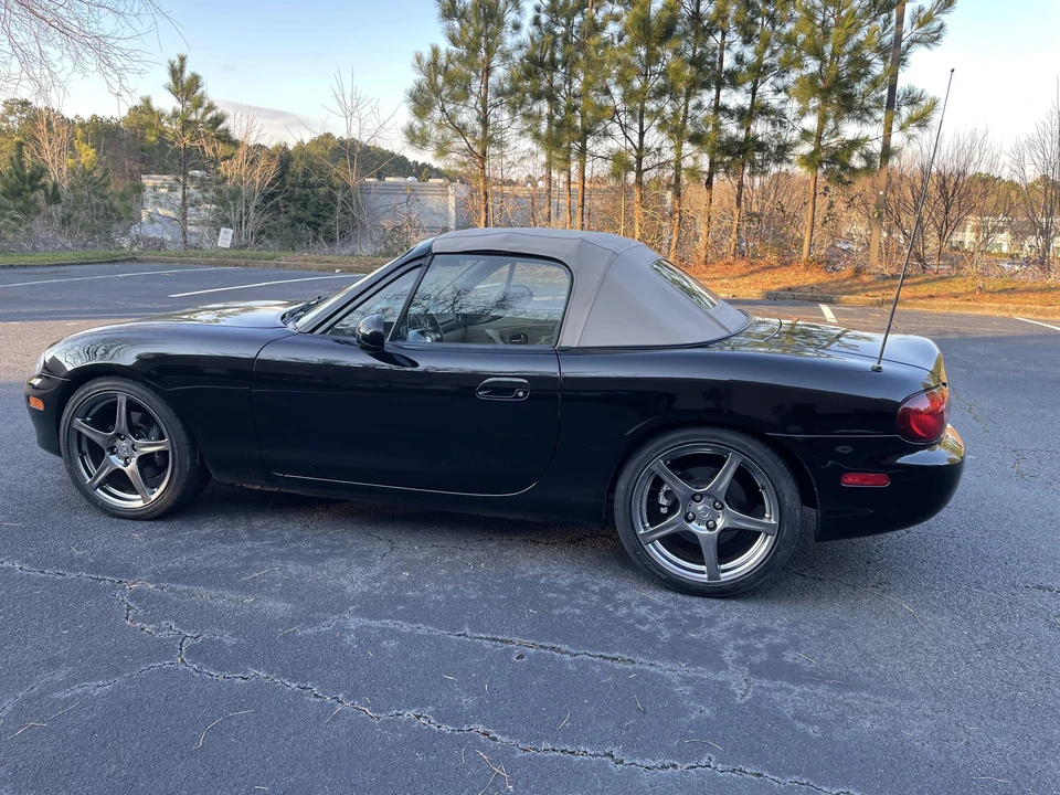 2004 Mazda NB MX-5 Miata - Image 26 of 31