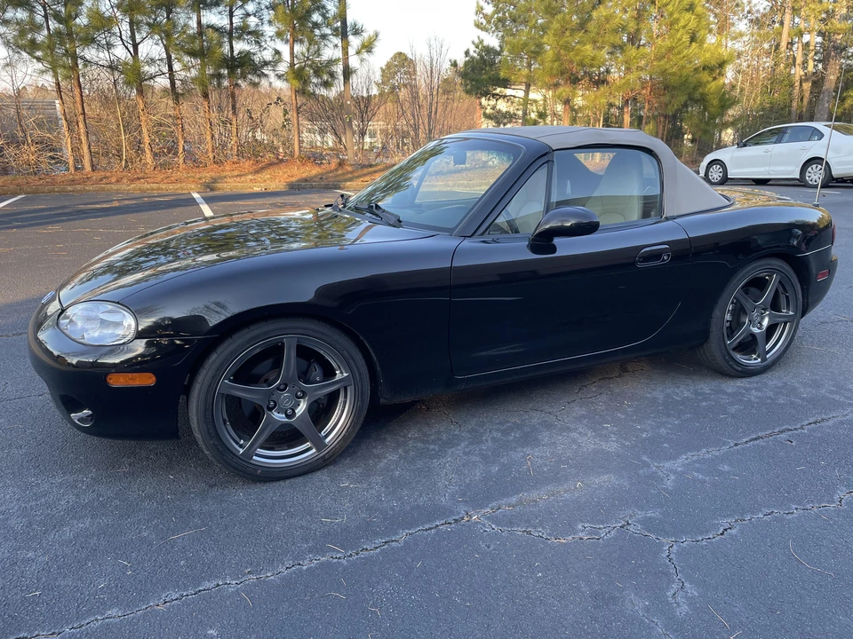 2004 Mazda NB MX-5 Miata - Image 21 of 31