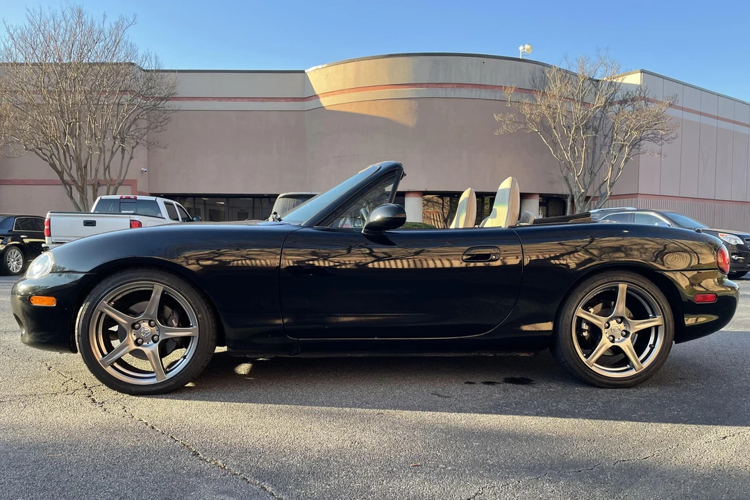 2004 Mazda NB MX-5 Miata - Image 3 of 31
