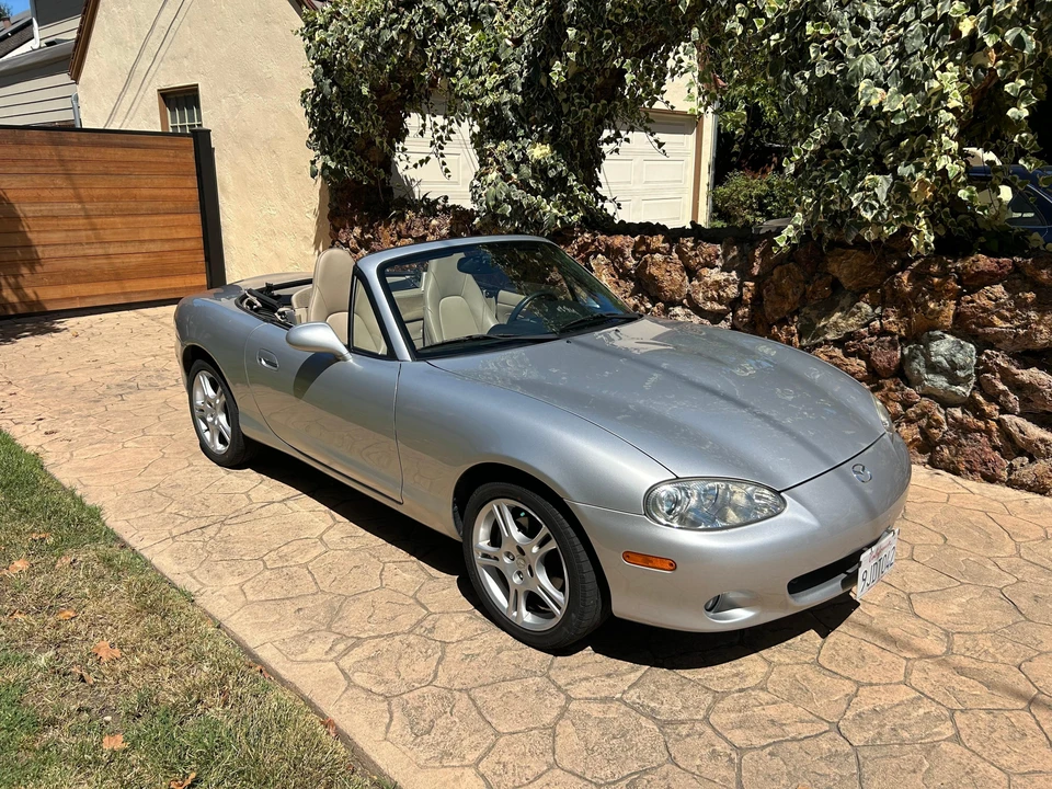 2004 Mazda NB MX-5 Miata - Image 8 of 31