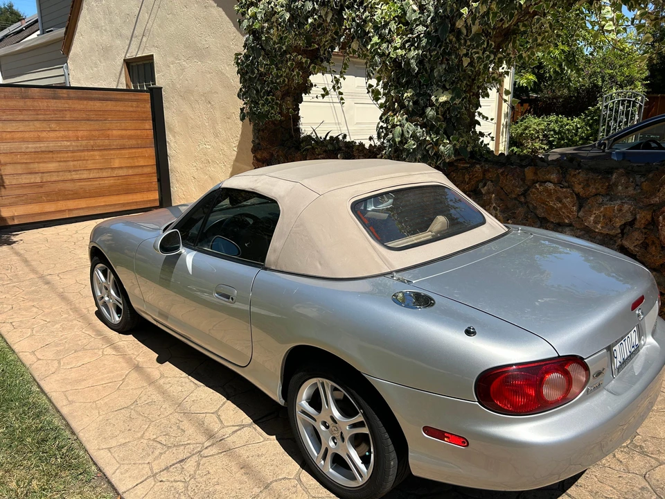 2004 Mazda NB MX-5 Miata - Image 10 of 31
