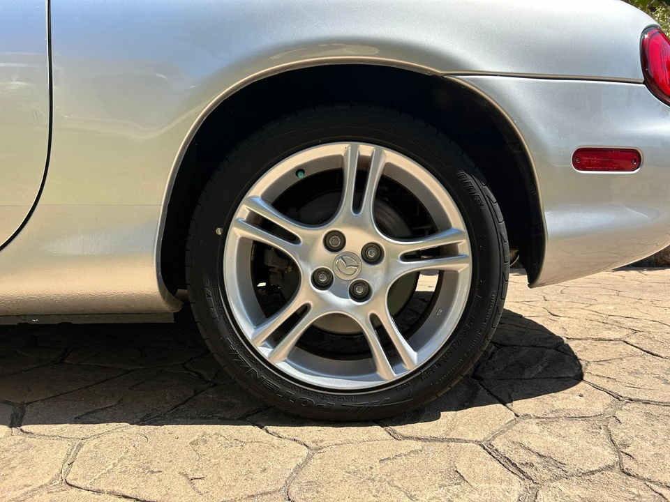2004 Mazda NB MX-5 Miata - Image 25 of 31