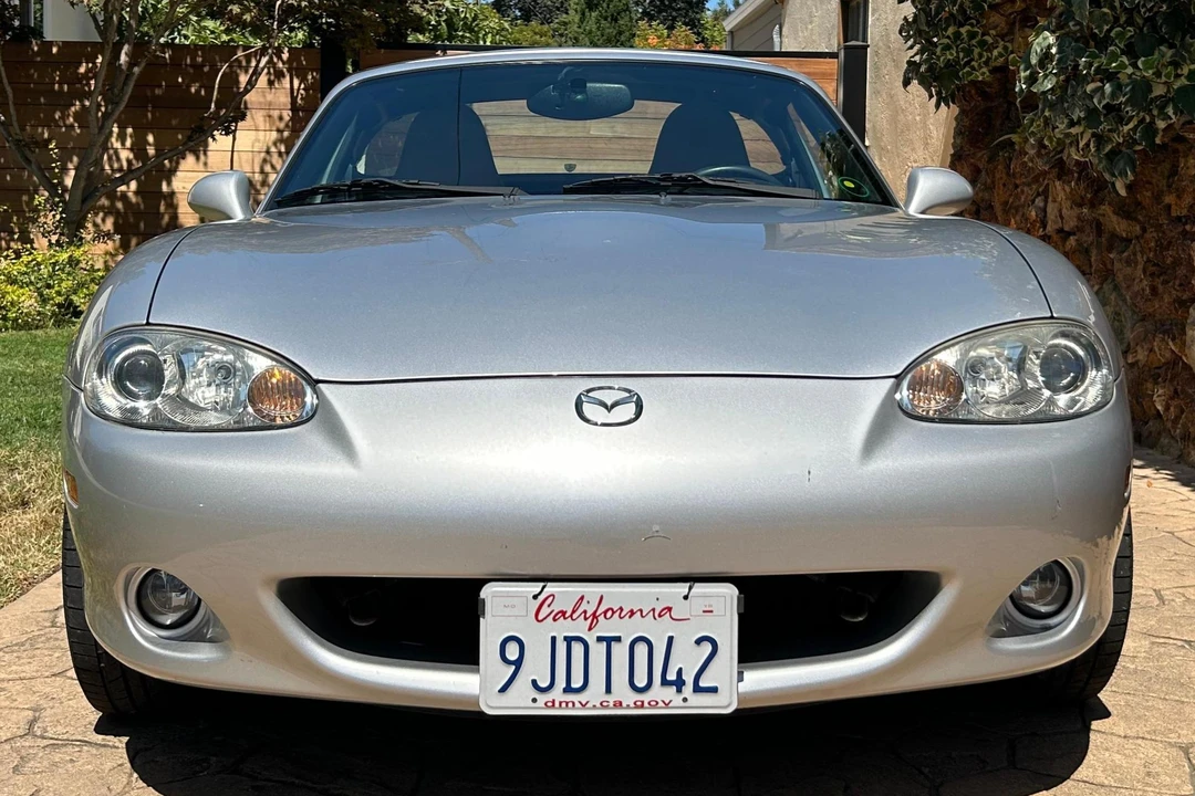 2004 Mazda NB MX-5 Miata - Image 2 of 31