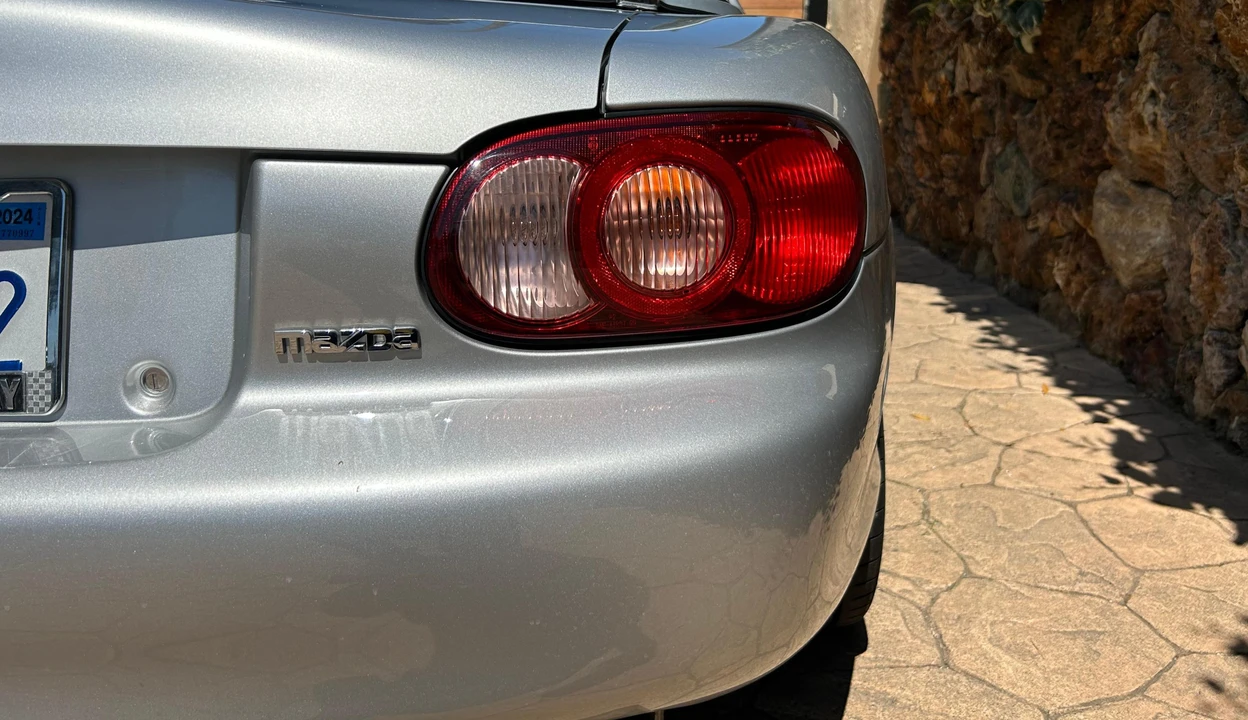 2004 Mazda NB MX-5 Miata - Image 18 of 31