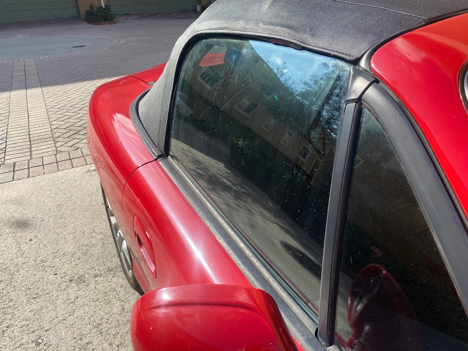 2004 Mazda NB MX-5 Miata - Image 27 of 31