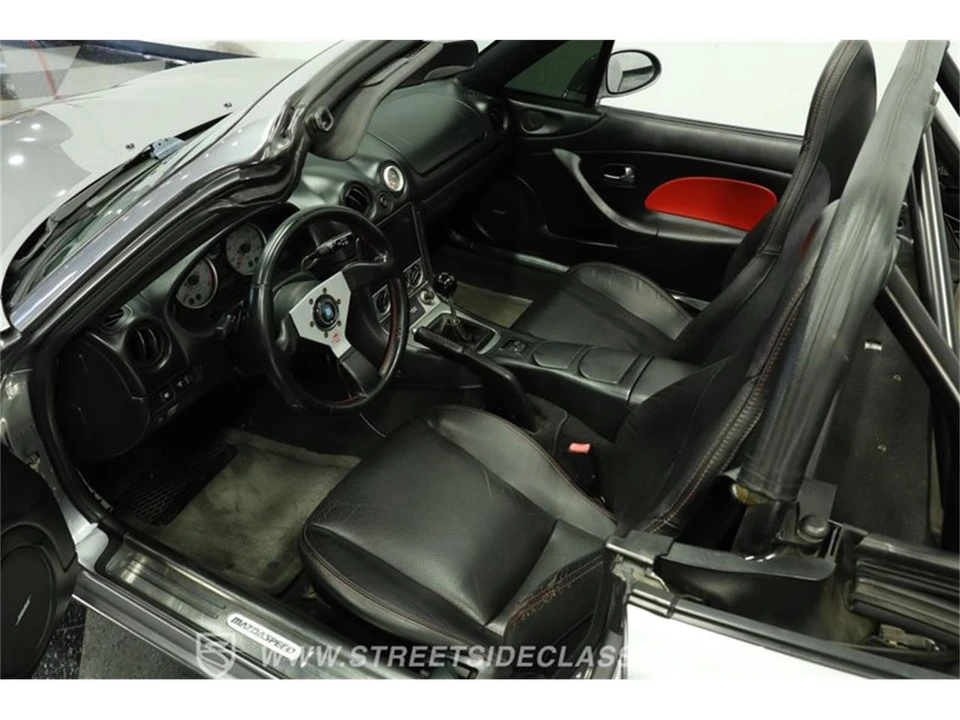 2004 Mazda NB MX-5 Miata - Image 4 of 31