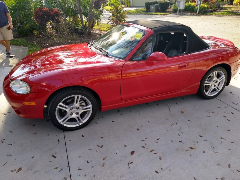 2004 Mazda NB MX-5 Miata - Image 19 of 31