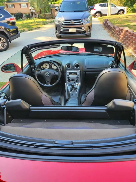 2004 Mazda NB MX-5 Miata - Image 9 of 9
