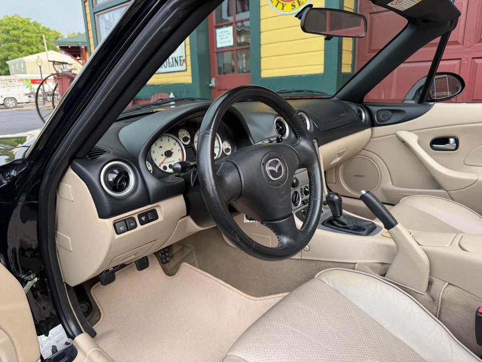 2004 Mazda NB MX-5 Miata - Image 21 of 31
