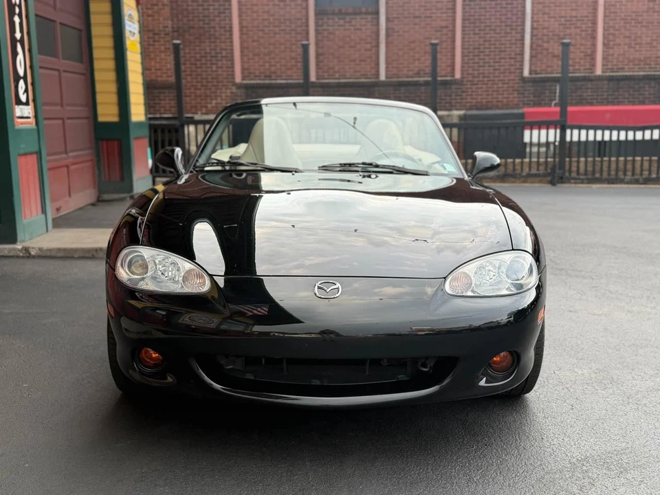 2004 Mazda NB MX-5 Miata - Image 16 of 31