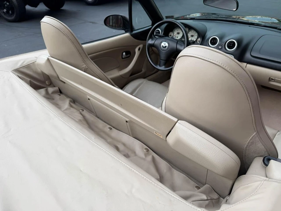 2004 Mazda NB MX-5 Miata - Image 27 of 31