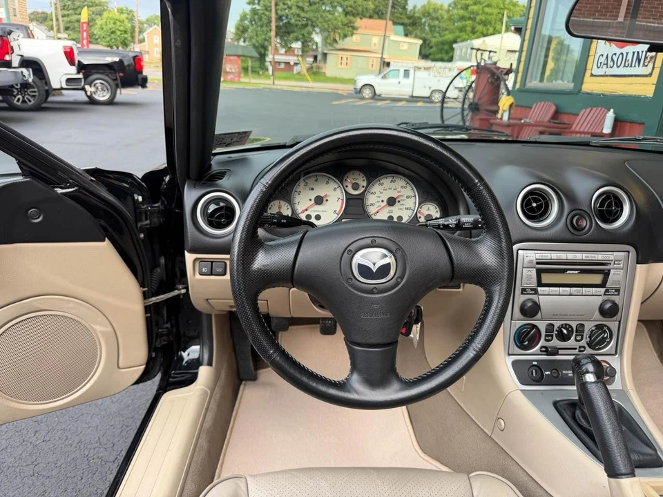 2004 Mazda NB MX-5 Miata - Image 22 of 31