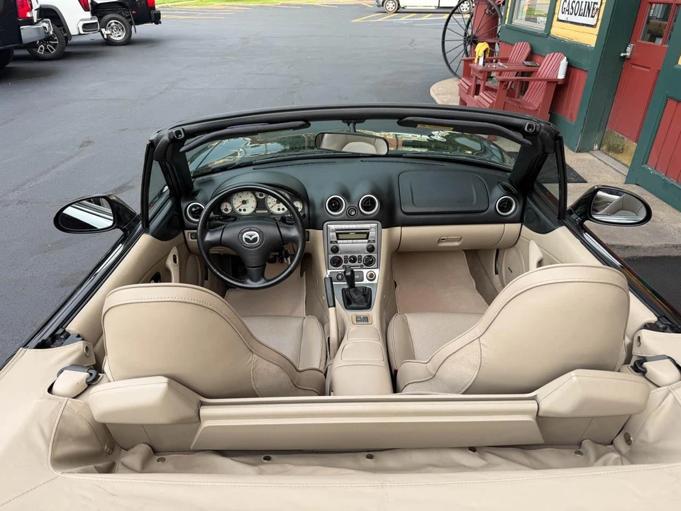 2004 Mazda NB MX-5 Miata - Image 24 of 31
