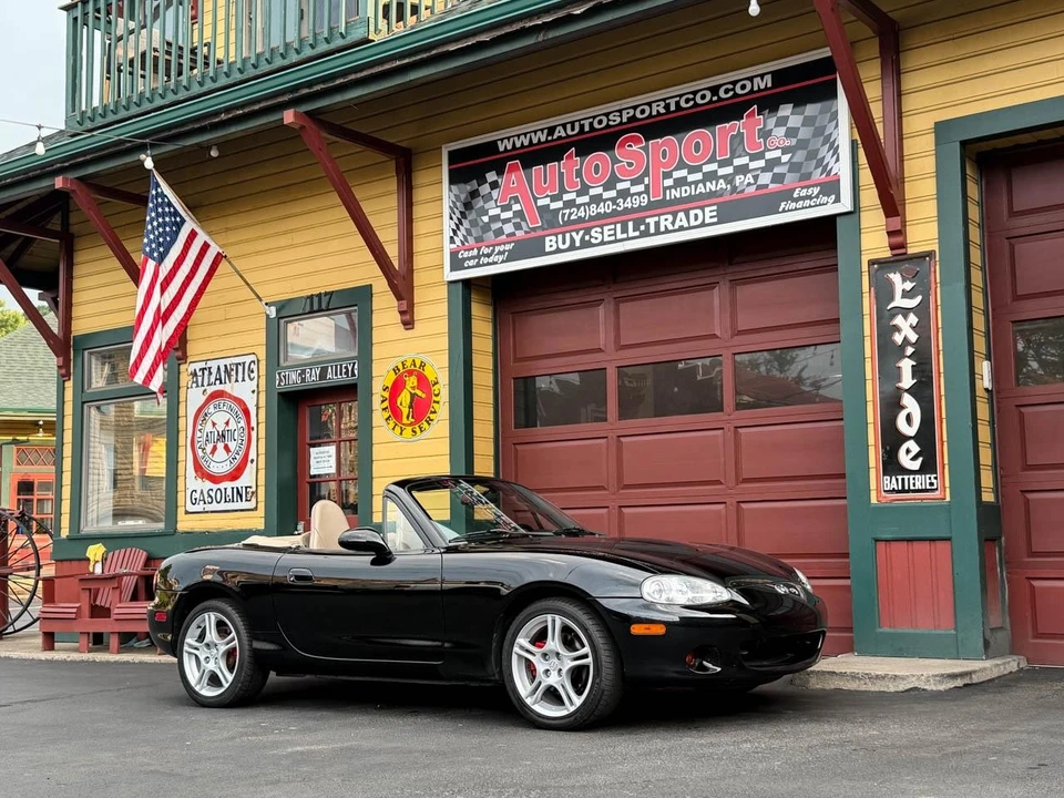 2004 Mazda NB MX-5 Miata - Image 4 of 31