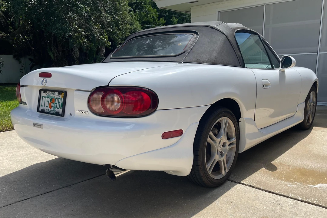 2004 Mazda NB MX-5 Miata - Image 4 of 30