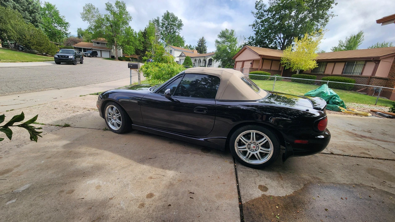 2004 Mazda NB MX-5 Miata - Image 22 of 31
