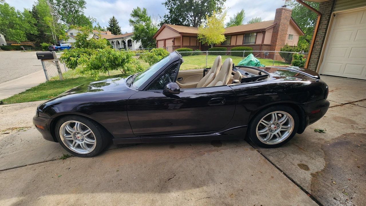2004 Mazda NB MX-5 Miata - Image 9 of 31