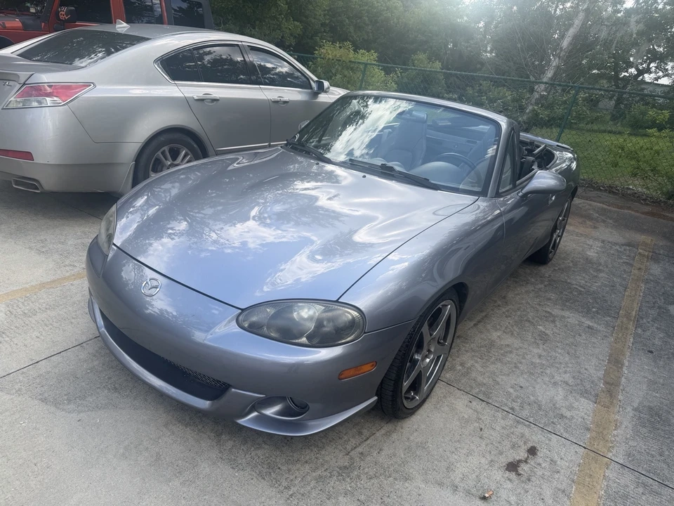 2004 Mazda NB Mazdaspeed MX-5 Miata - Image 2 of 9
