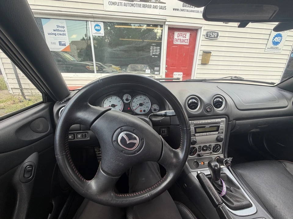 2004 Mazda NB Mazdaspeed MX-5 Miata - Image 8 of 9