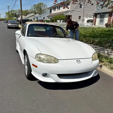 2004 Mazda MX-5 Miata