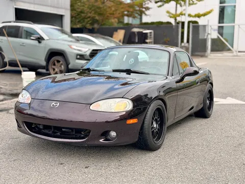 2004 Mazda MX-5 Miata