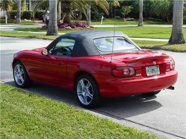 2004 Mazda NB MX-5 Miata - Image 6 of 12