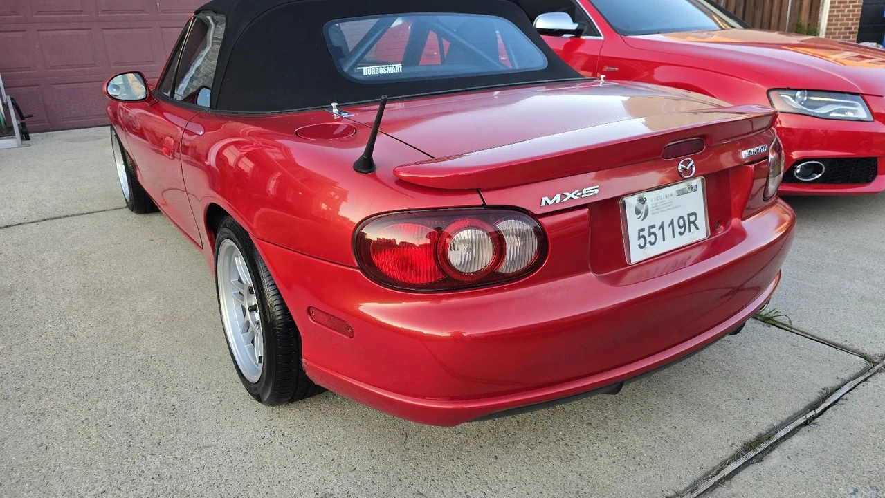 2004 Mazda NB Mazdaspeed MX-5 Miata - Image 9 of 21