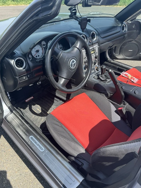 2004 Mazda NB Mazdaspeed MX-5 Miata - Image 11 of 24