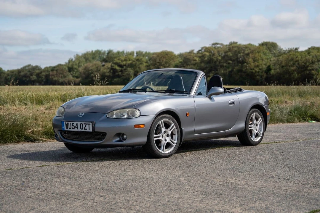 2004 Mazda NB MX-5 Miata - Image 9 of 30