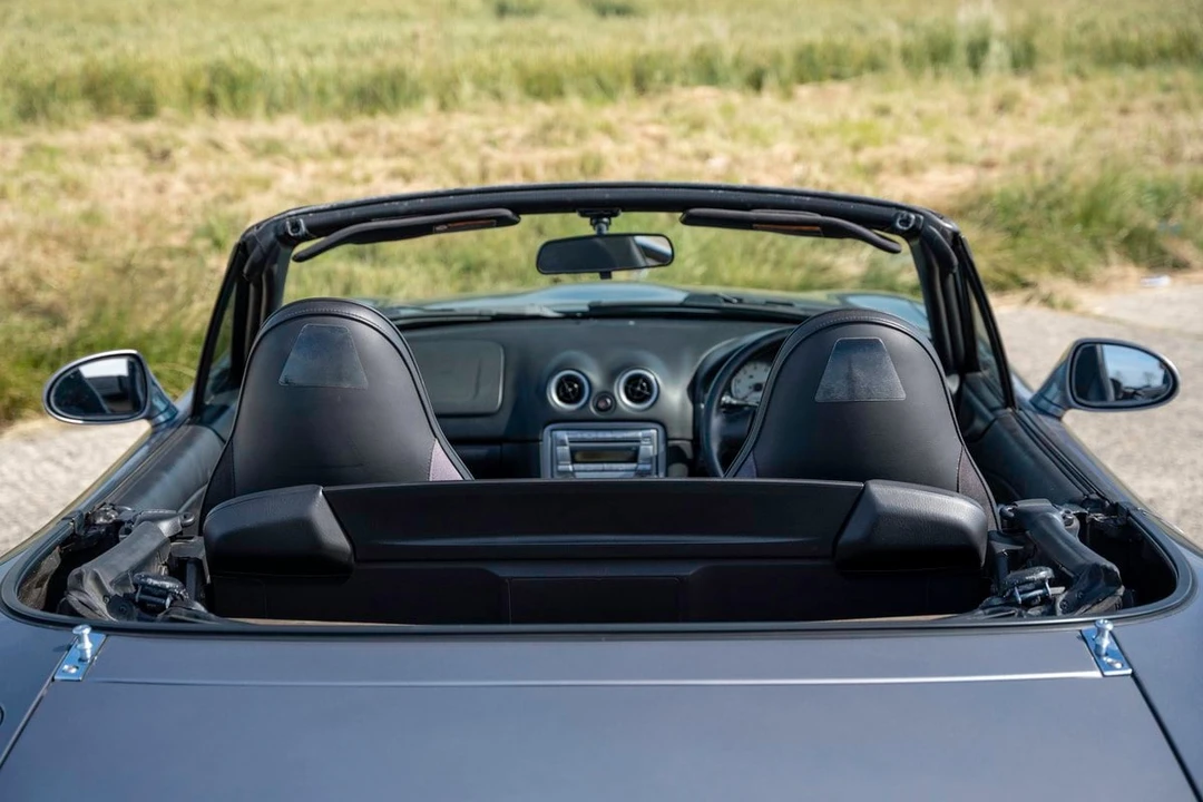 2004 Mazda NB MX-5 Miata - Image 16 of 30
