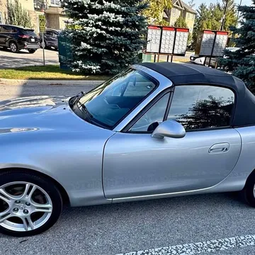 2004 Mazda MX-5