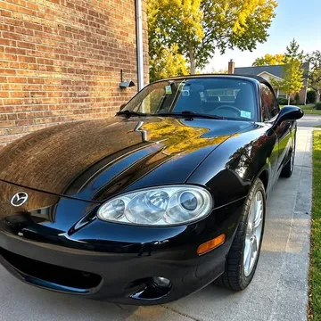 2004 Mazda MX-5 Miata