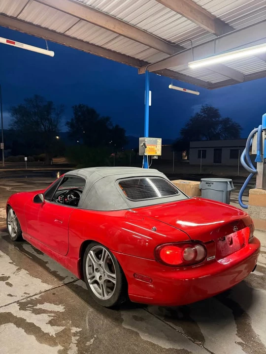 2004 Mazda NB MX-5 Miata - Image 5 of 12