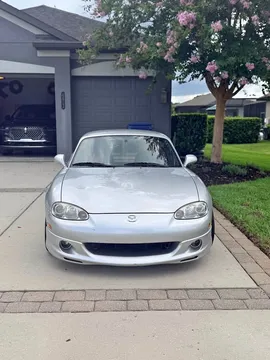 2004 Mazda MX-5 Miata